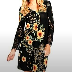 Kate & Mallory V-neck Dress - M